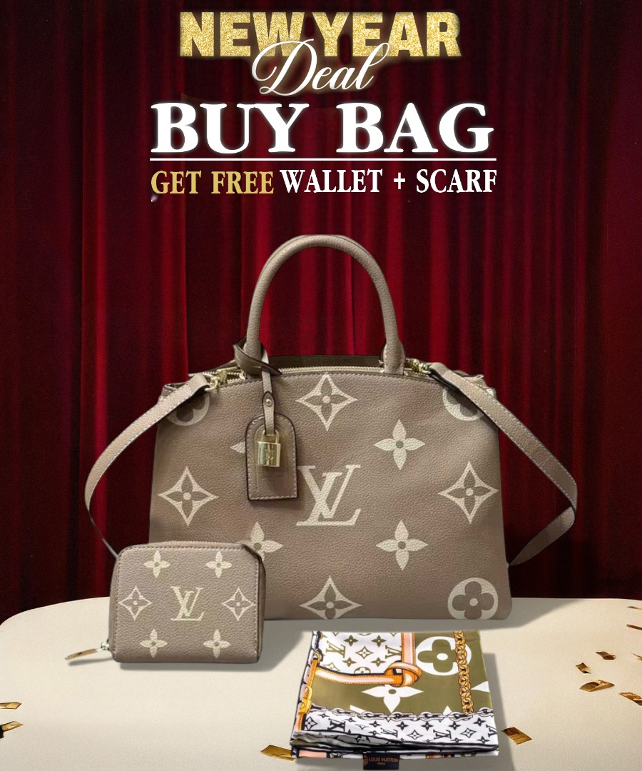 DBS-LC422 - Petit Palais Handbag Deal