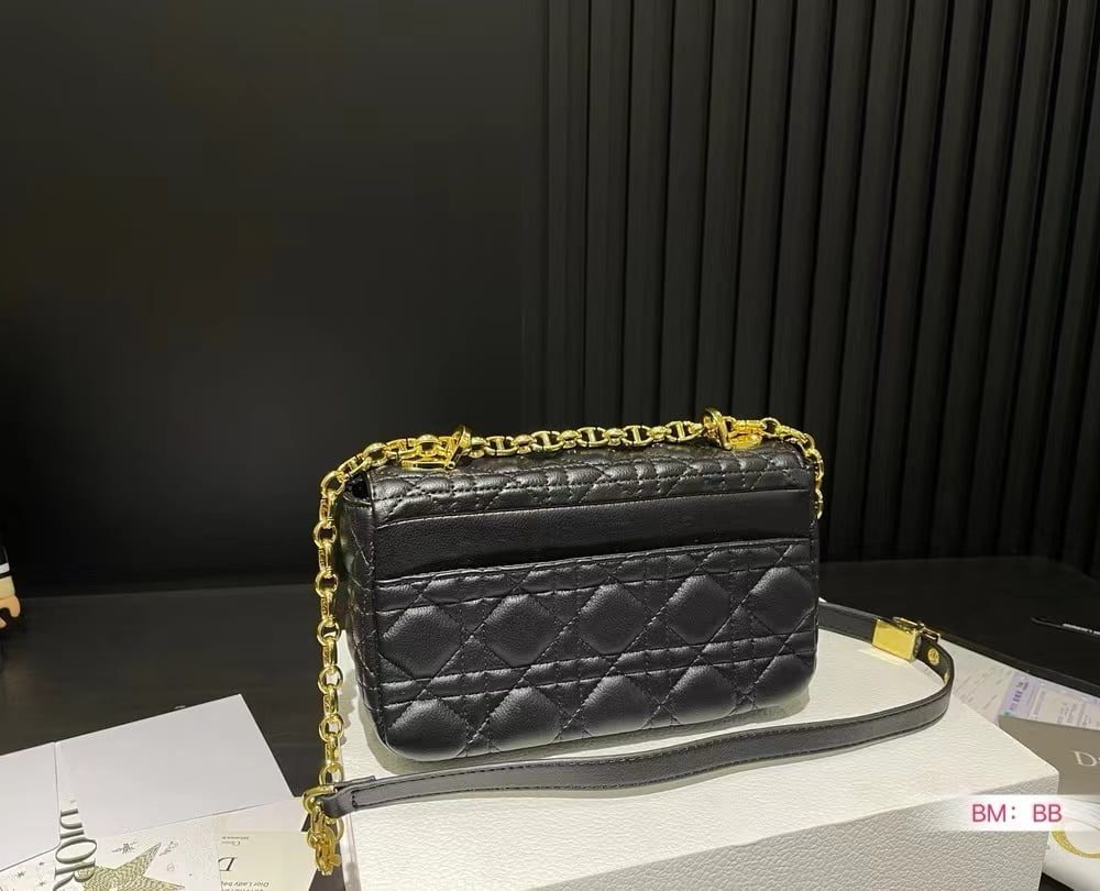 DM55 - 1:1 Replica Dior Bag Black For Women
