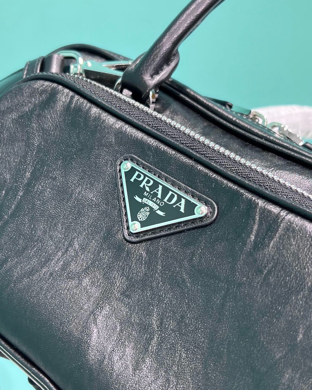 Antique Nappa Multi-Pocket Top-Handle Bag In Grey/Black For Women 9.5 in/ 24cm 1BB099_UVL_F0480_V_T2O