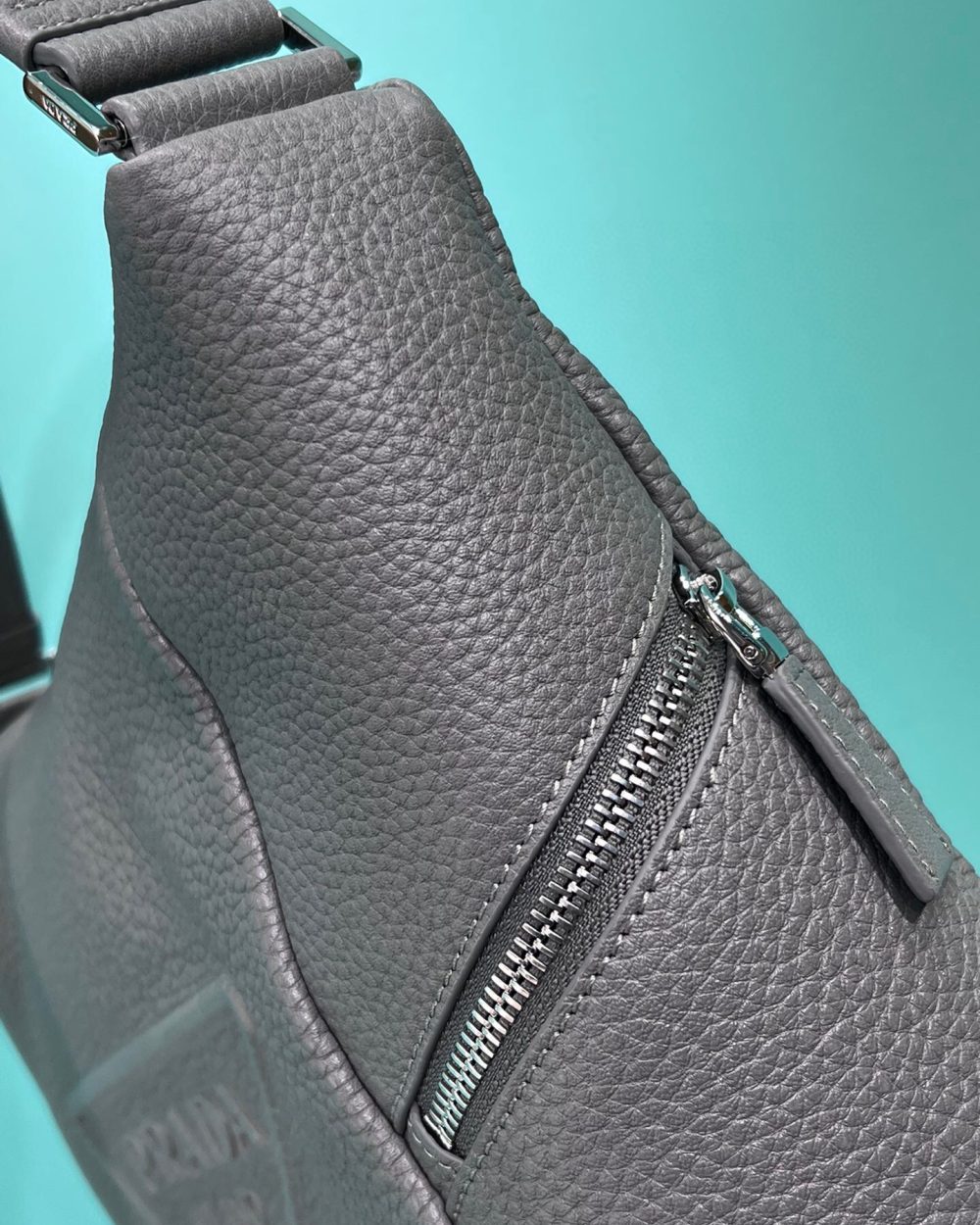 Bag With Shoulder Strap In Grey For Women 10.2 in/ 26cm 2VH165_2BBE_F0K44_V_OOO