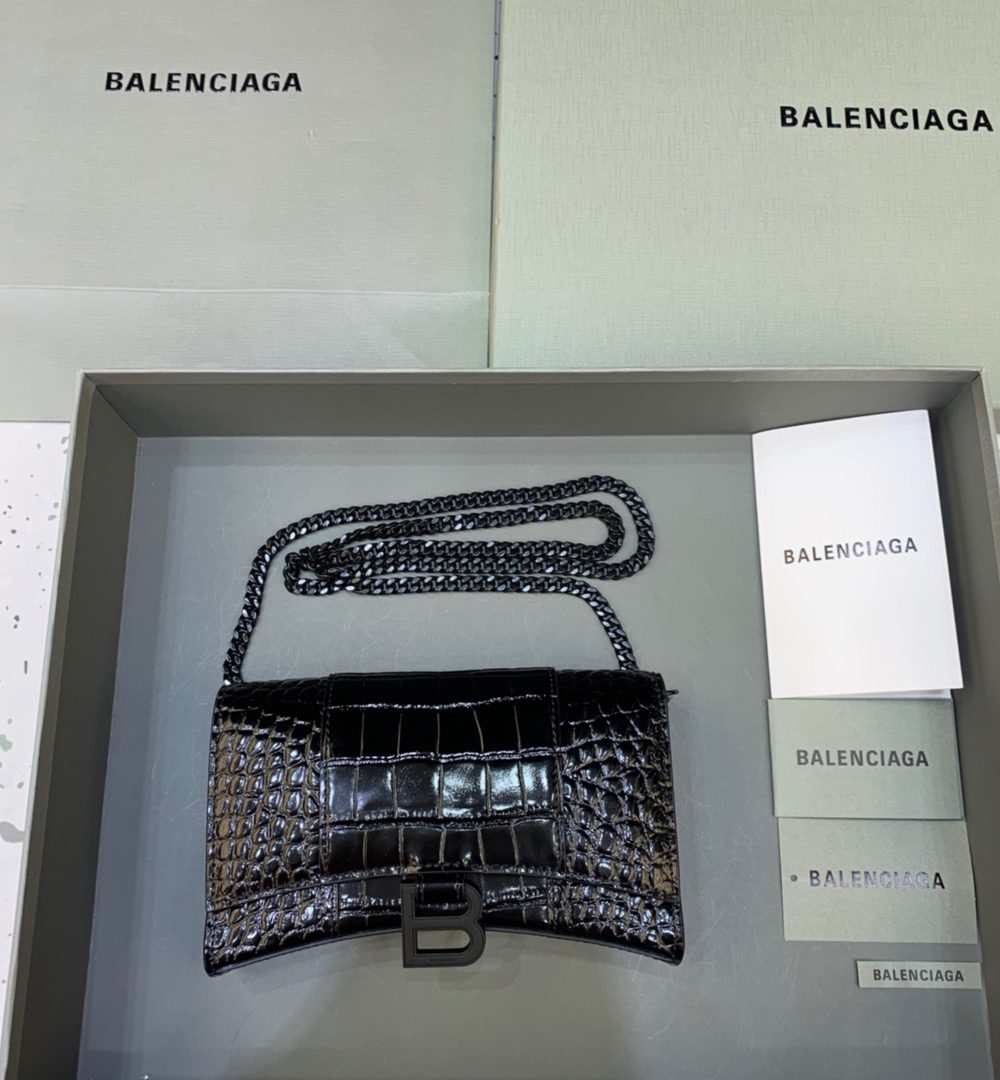 Balenciaga Hourglass Wallet On Chain in Black, For Women, Women's Bags 7.6in/19cm 6560501LR671000