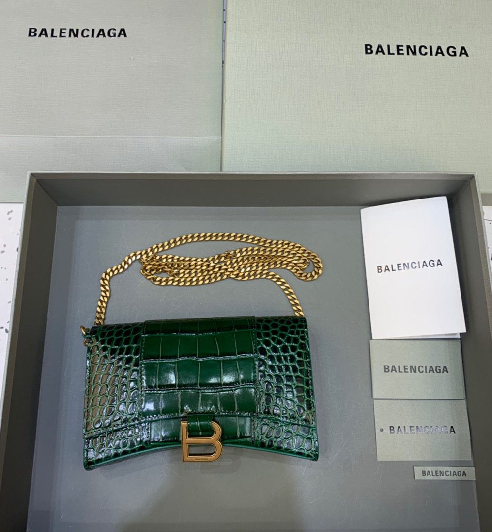 Balenciaga Hourglass Wallet On Chain in Dark Green, For Women, Women's Bags 7.6in/19cm 6560501LRGM3011