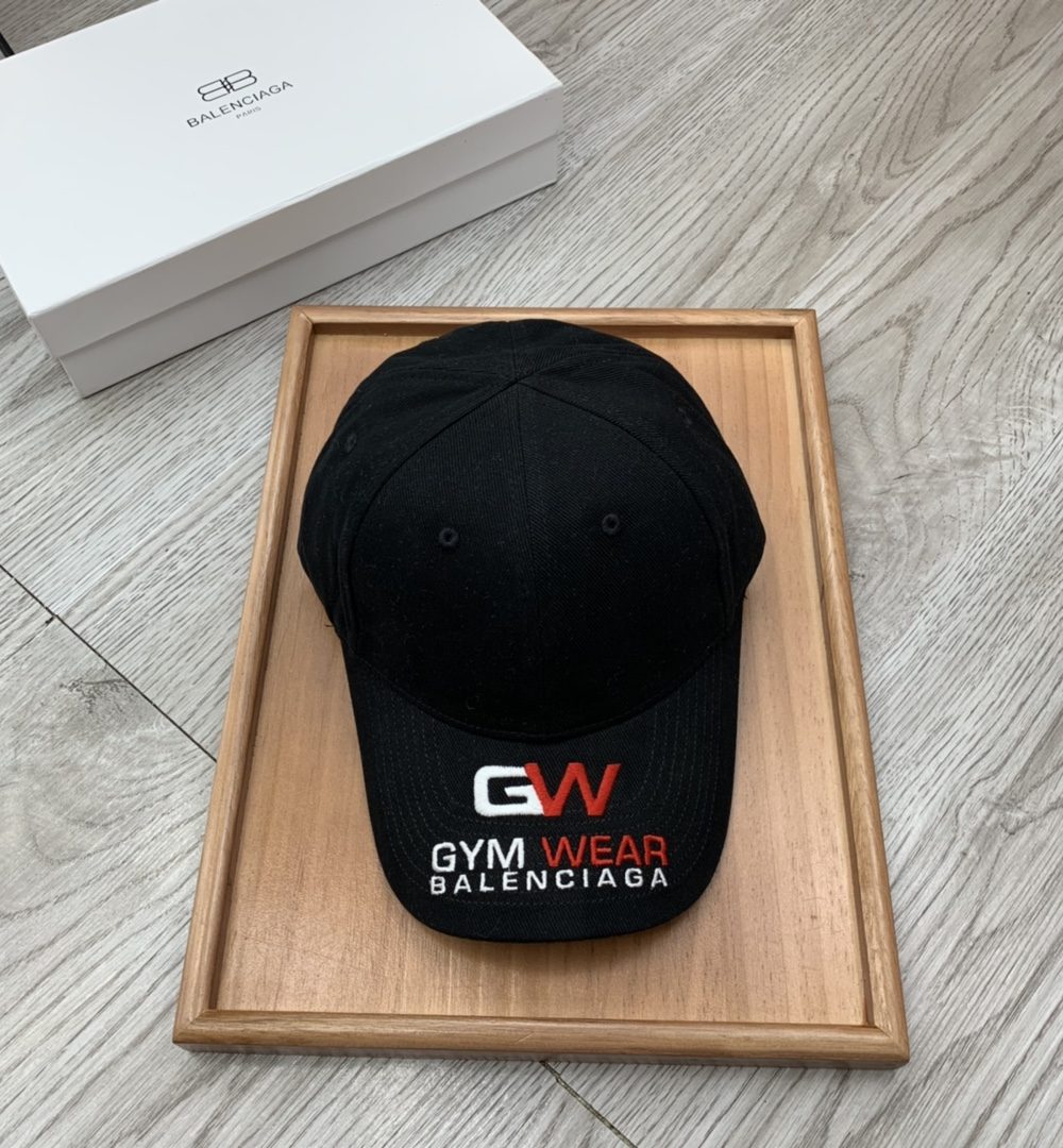 Balenciaga Logo Cap In Black