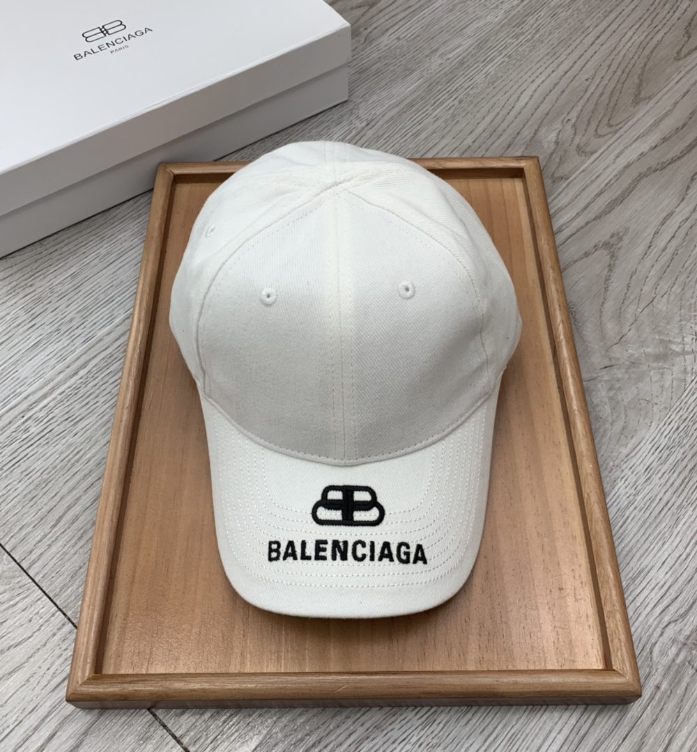 Balenciaga Logo Cap In White
