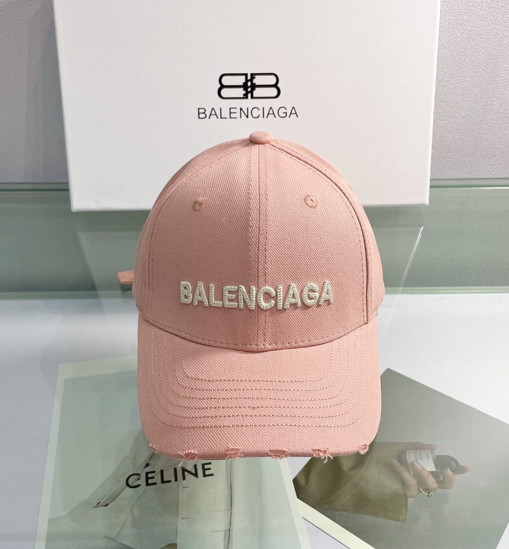 Balenciaga Logo Front Cap In Pink