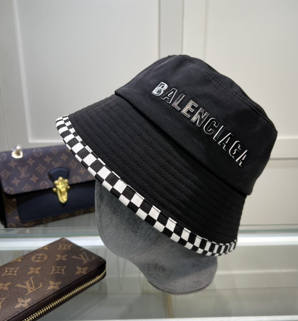 Balenciage Bucket Hat Black Hat