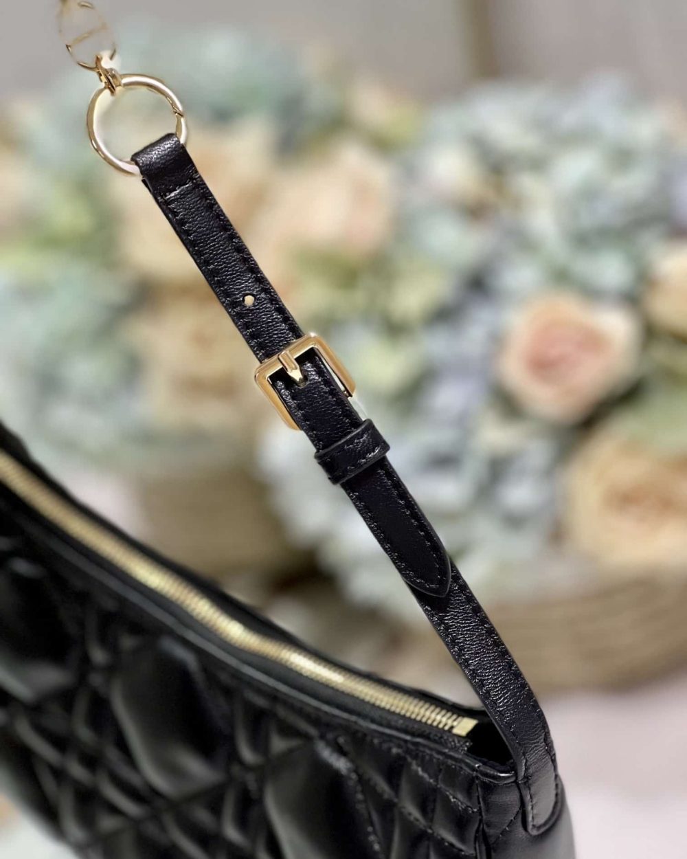 1:1 Replica Cd Lounge Bag Black/White For Women in/ 26cm M22626FBE_M900