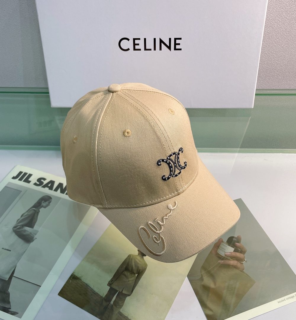 Celine Baseball Cap In Cotton Beige