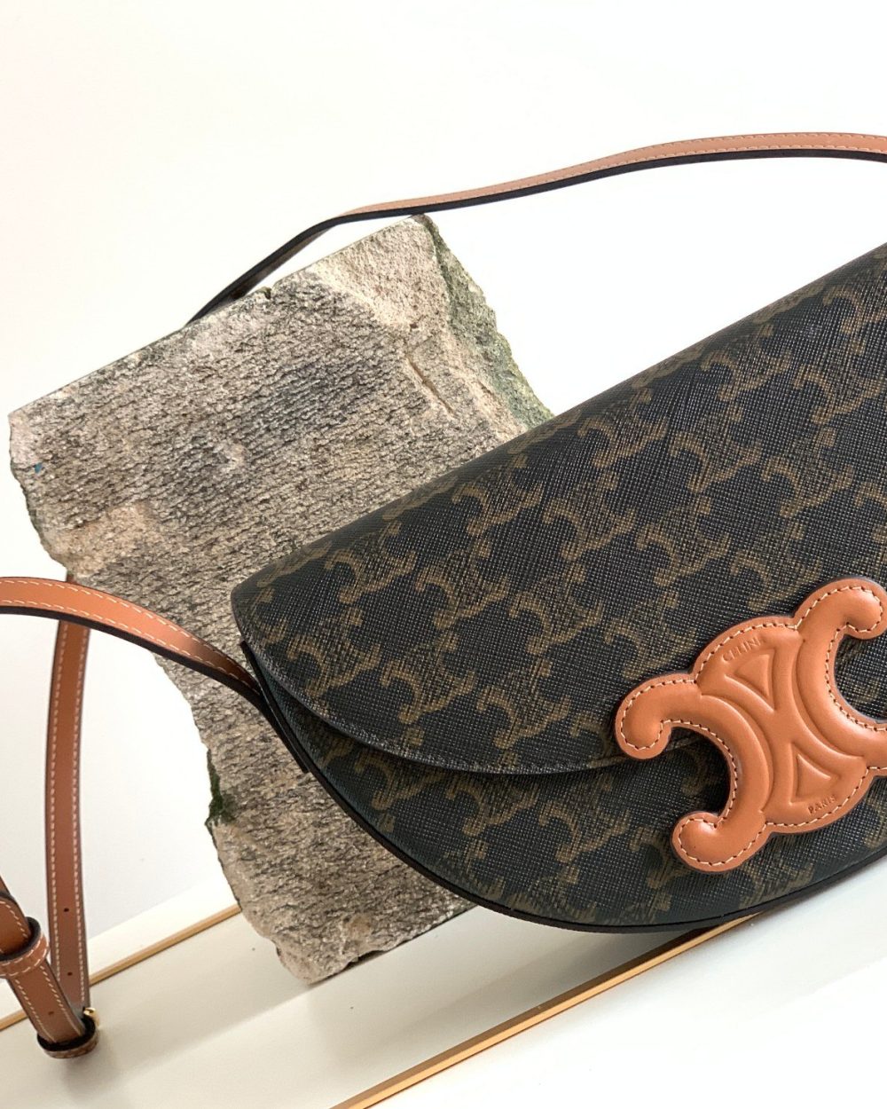 1:1 Replica Celine Besace In Triomphe Canvas Bag Brown For Women 9in/23cm