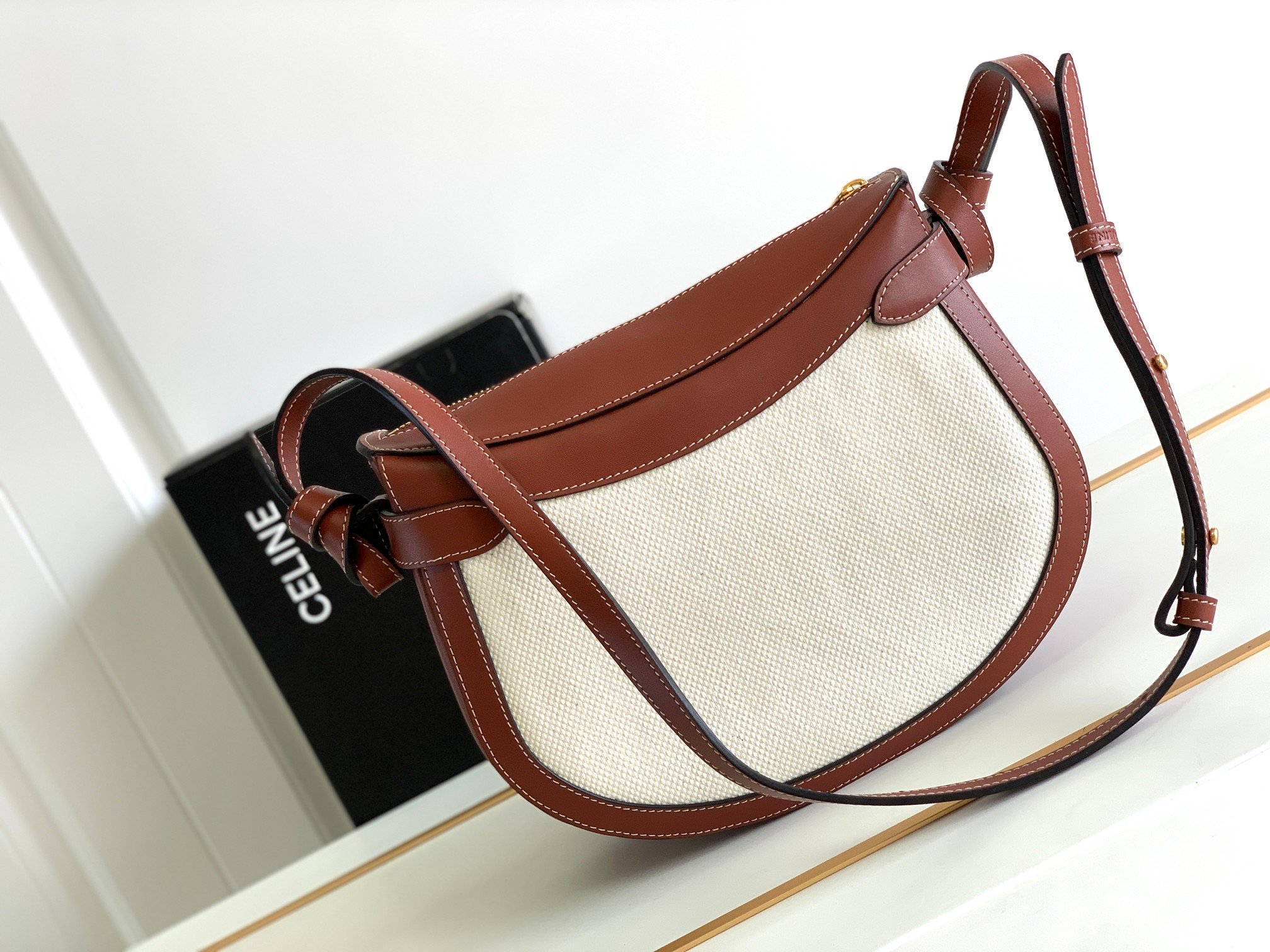 1:1 Replica Celine Besace Noeuds Francais Bag Brown/White For Women 10in/25cm - Image 4