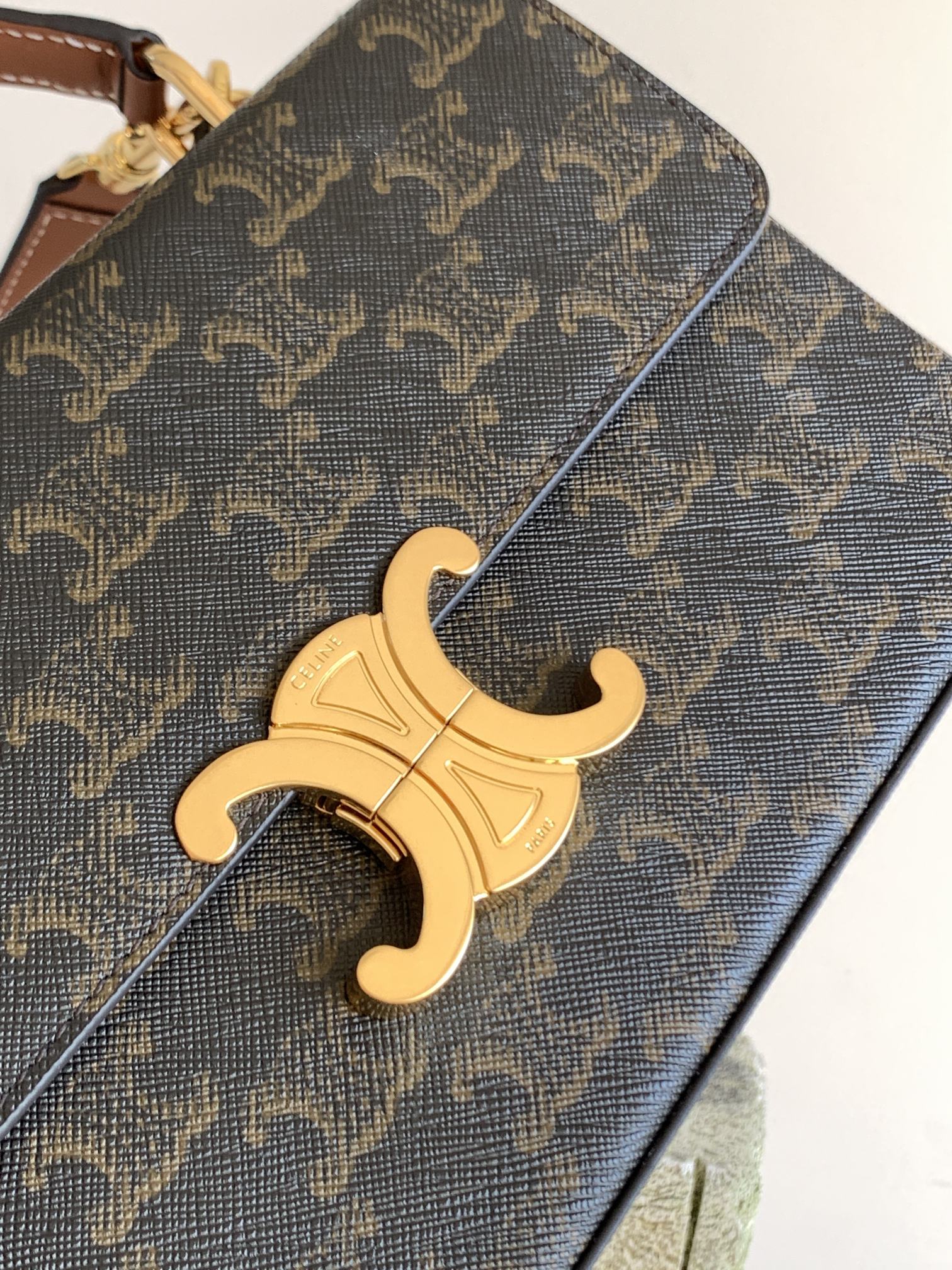 1:1 Replica Celine Box Triomphe Bag In Triomphe Canvas Brown For Women 9in/22cm - Image 7