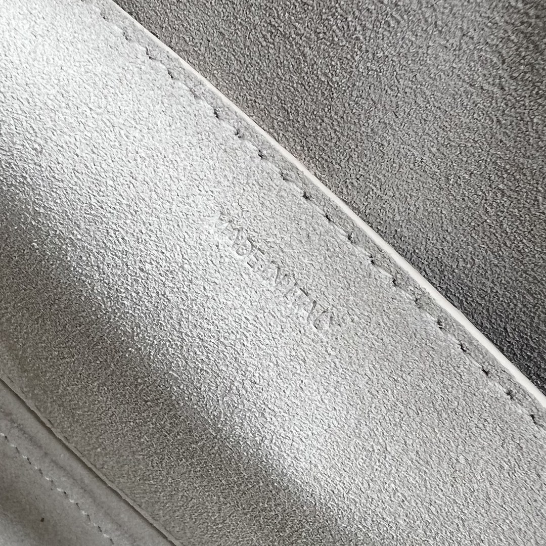 1:1 Replica Celine Camera Shoulder Bag Cuir Triomphe White For Women 10in/26cm - Image 7