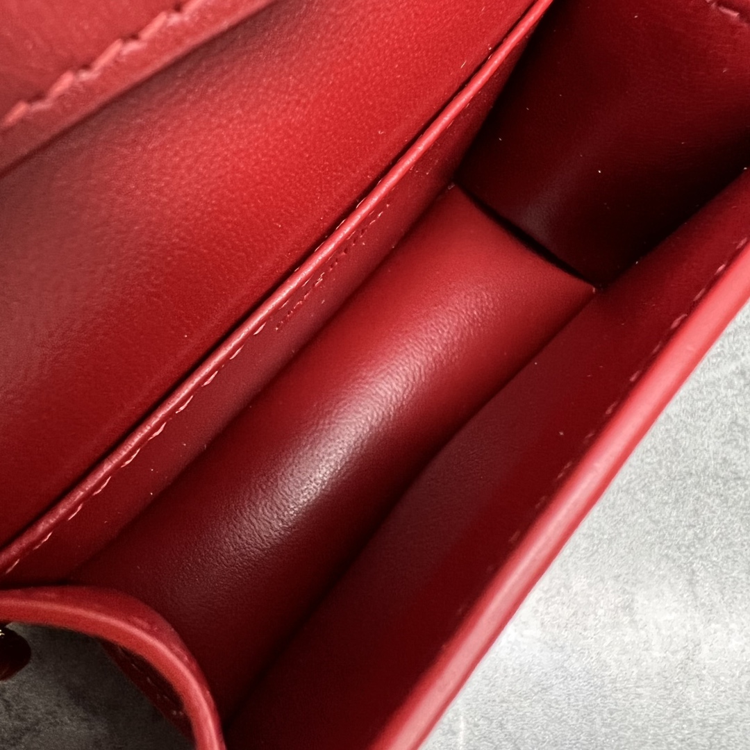 1:1 Replica Celine Card Holder On Chain Triomphe Red For Women 4in/11cm 10J743DPV.27VD - Image 2