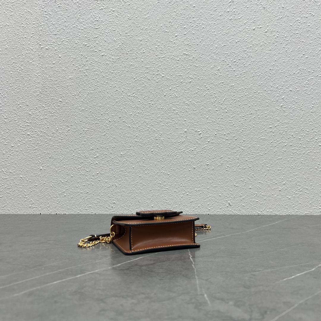 1:1 Replica Celine Card Holder On Chain Triomphe Tan For Women 4in/11cm 10J743DPV.04LU - Image 8