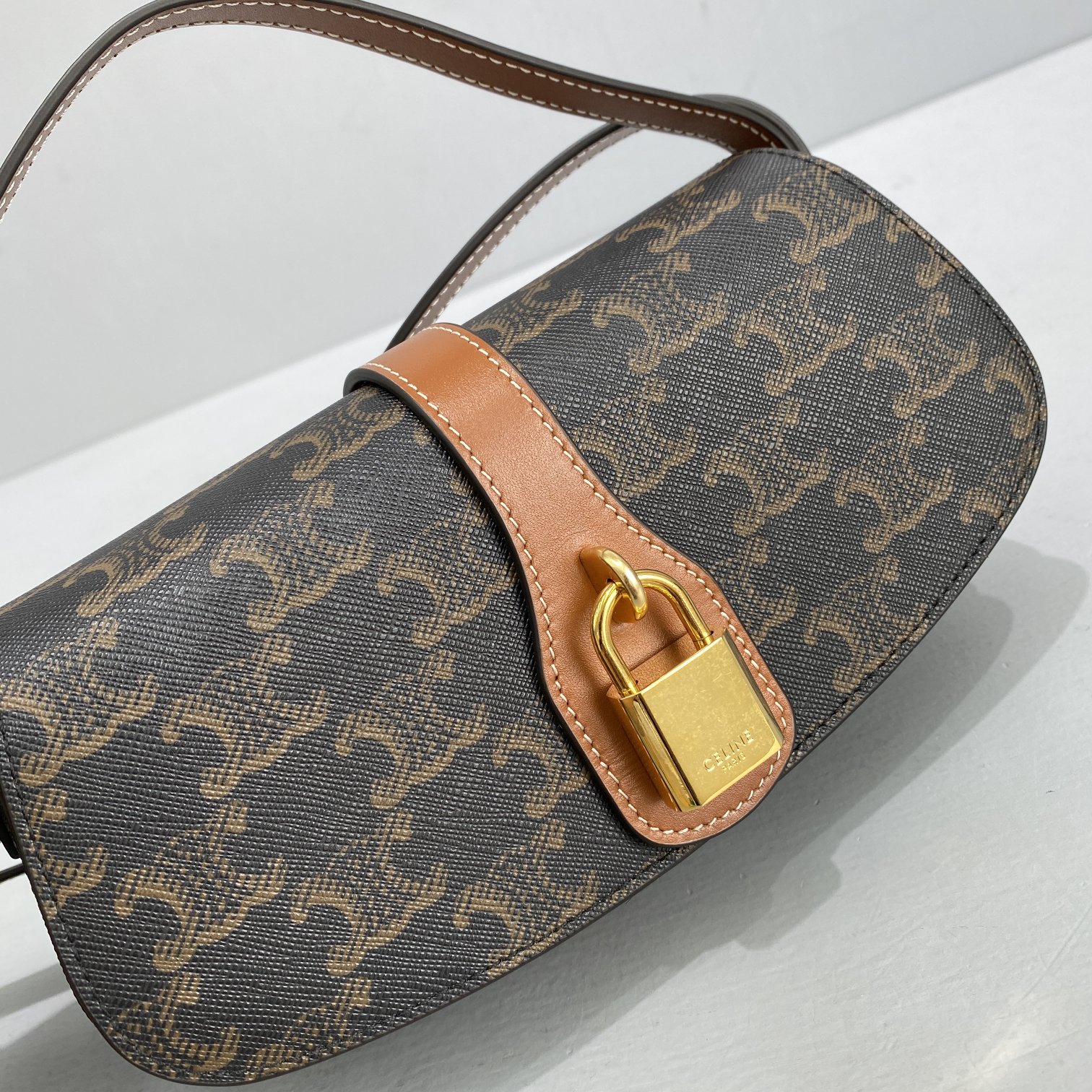 1:1 Replica Celine Casual Style Bridal Logo Brown For Women 7in/18cm 10I592DQ2.04LU - Image 7