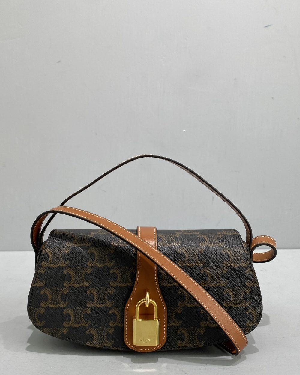 1:1 Replica Celine Casual Style Bridal Logo Brown For Women 7in/18cm 10I592DQ2.04LU