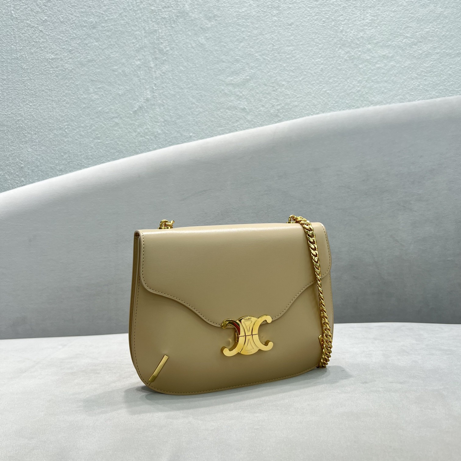 1:1 Replica Celine Chain Besace Triomphe Beige For Women 10in/24.5cm