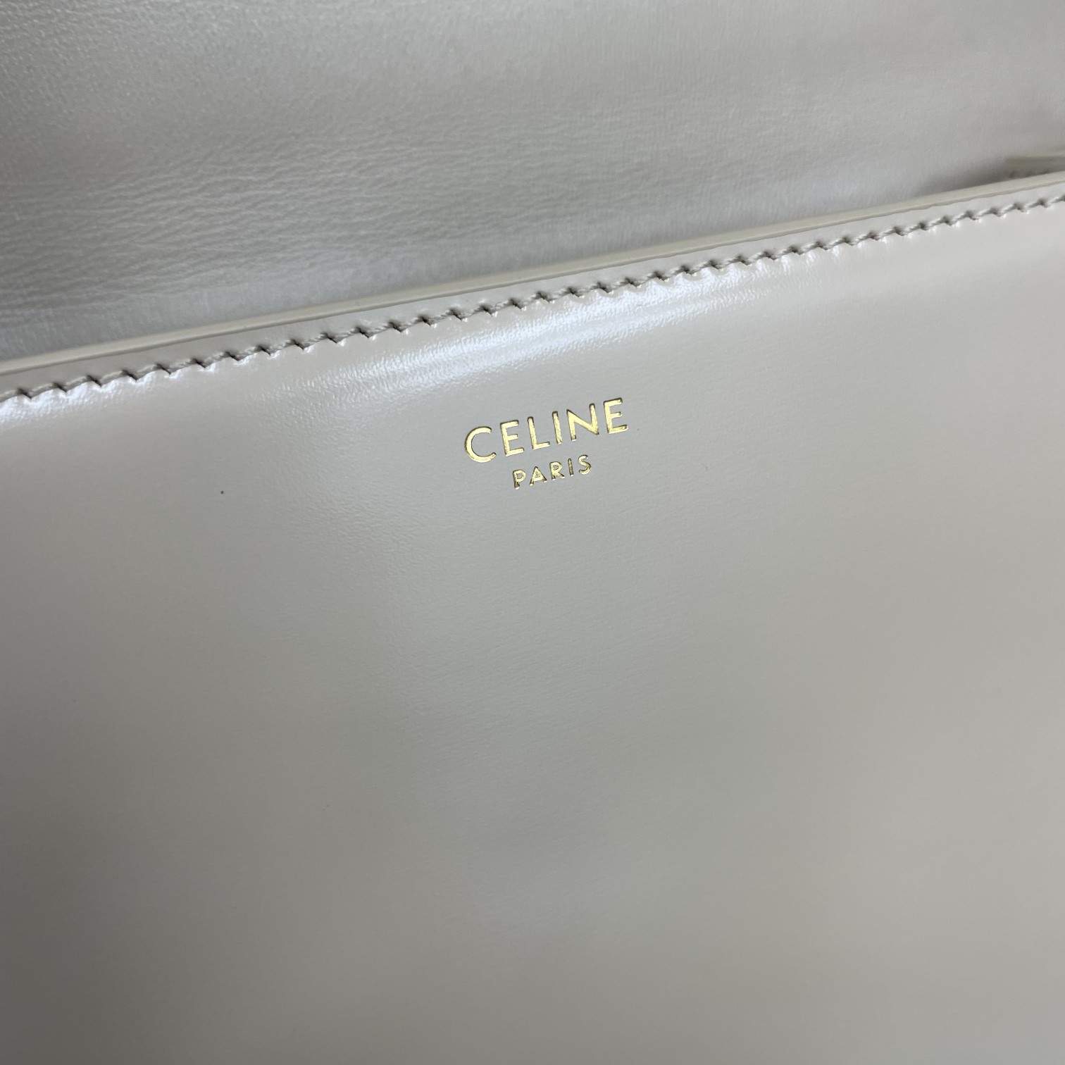 1:1 Replica Celine Chain Besace Triomphe Nude For Women 10in/24.5cm 199273BF4.03ND - Image 7