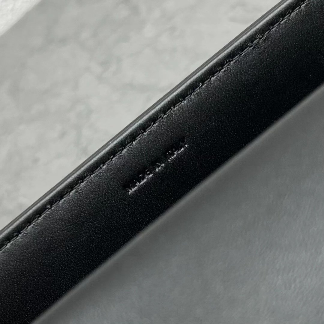 1:1 Replica Celine Chain Box Triomphe Bag Black For Women 9in/22cm 110803BF4.38NO - Image 2