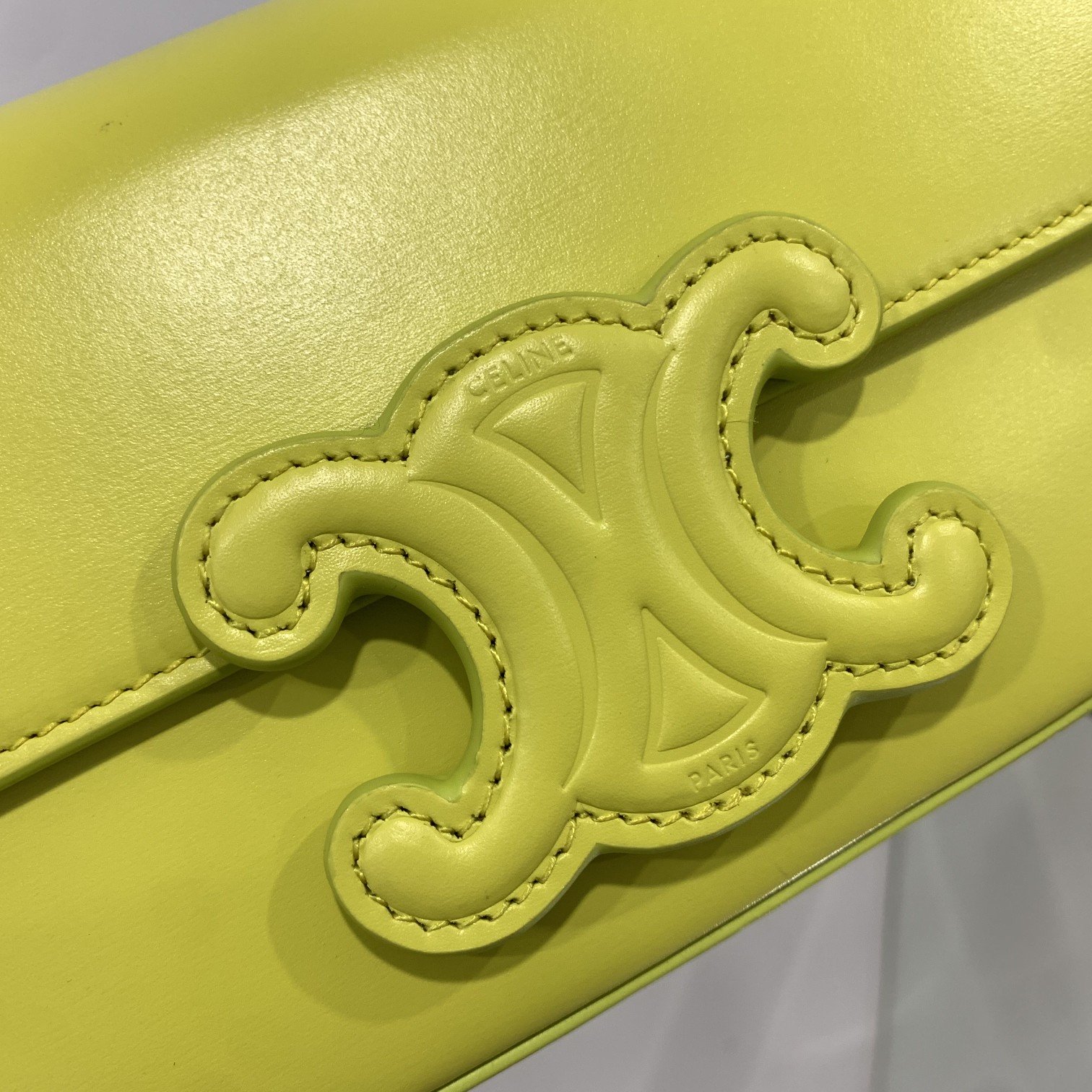 1:1 Replica Celine Chain Shoulder Bag Cuir Triomphe Green For Women 7.9in/20cm - Image 3