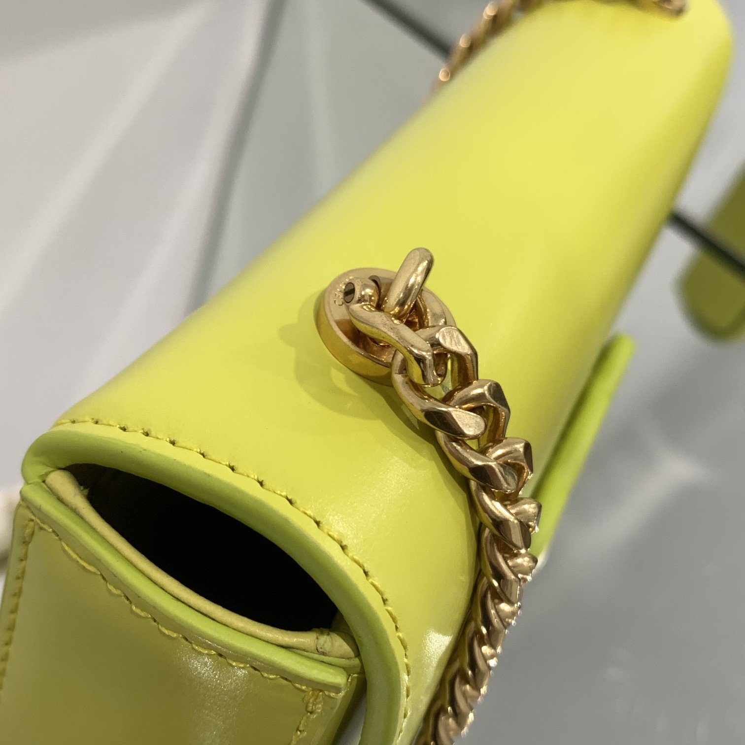1:1 Replica Celine Chain Shoulder Bag Cuir Triomphe Green For Women 7.9in/20cm - Image 7