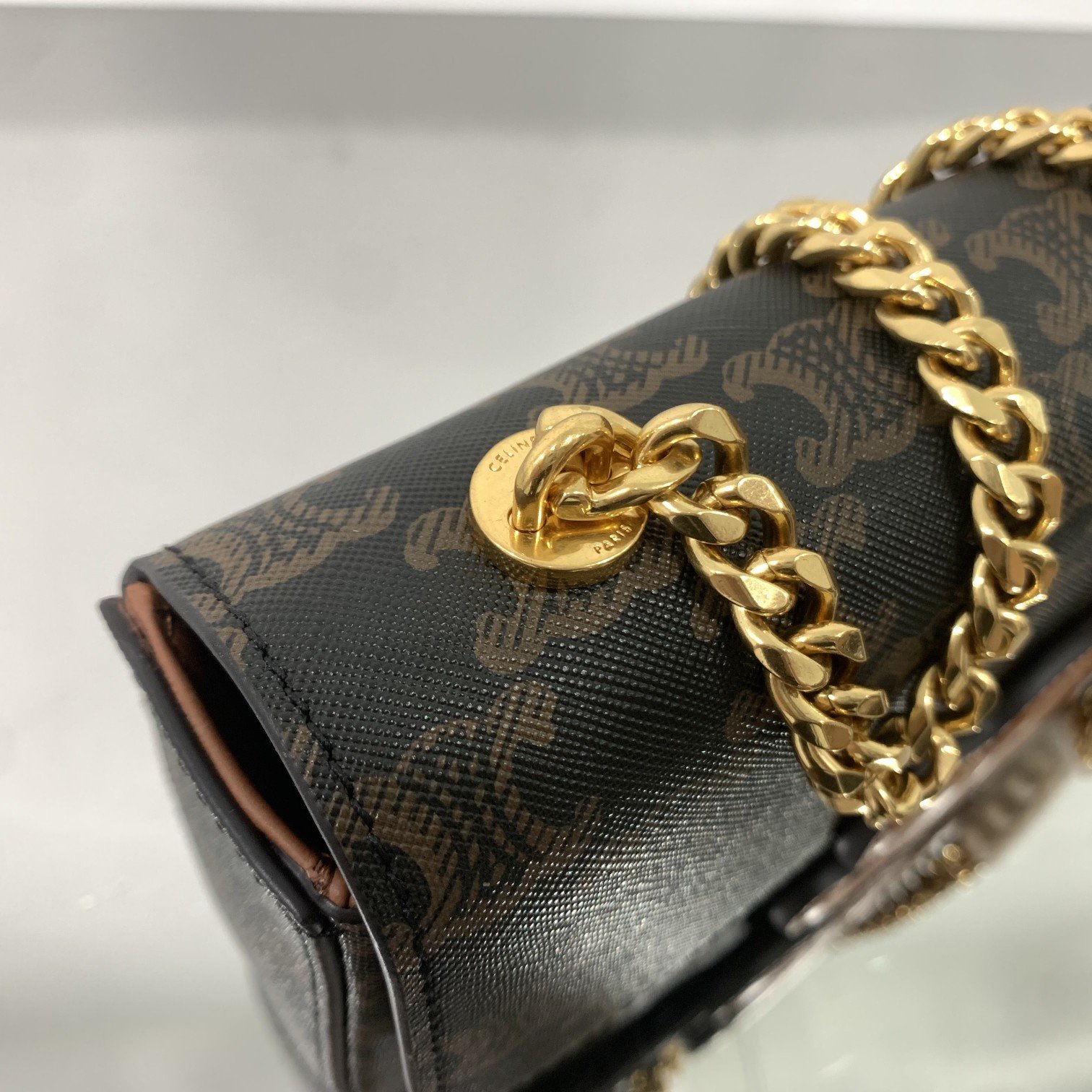 1:1 Replica Celine Chain Shoulder Bag Cuir Triomphe In Triomphe Canvas Tan For Women 7.9in/20cm - Image 3