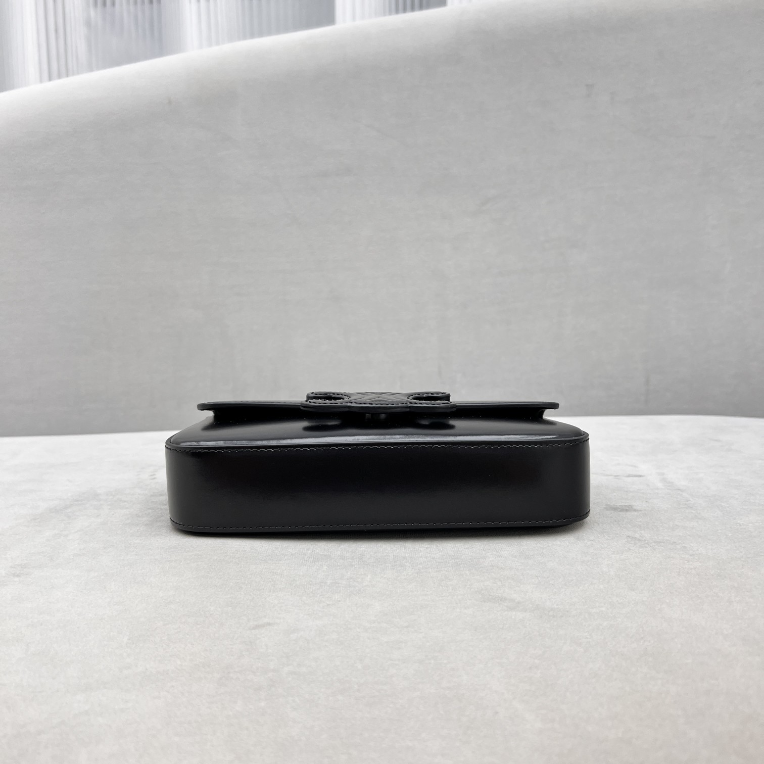 1:1 Replica Celine Chain Shoulder Bag Triomphe Black For Women 8in/20.5cm 197993EQJ.38NN - Image 5