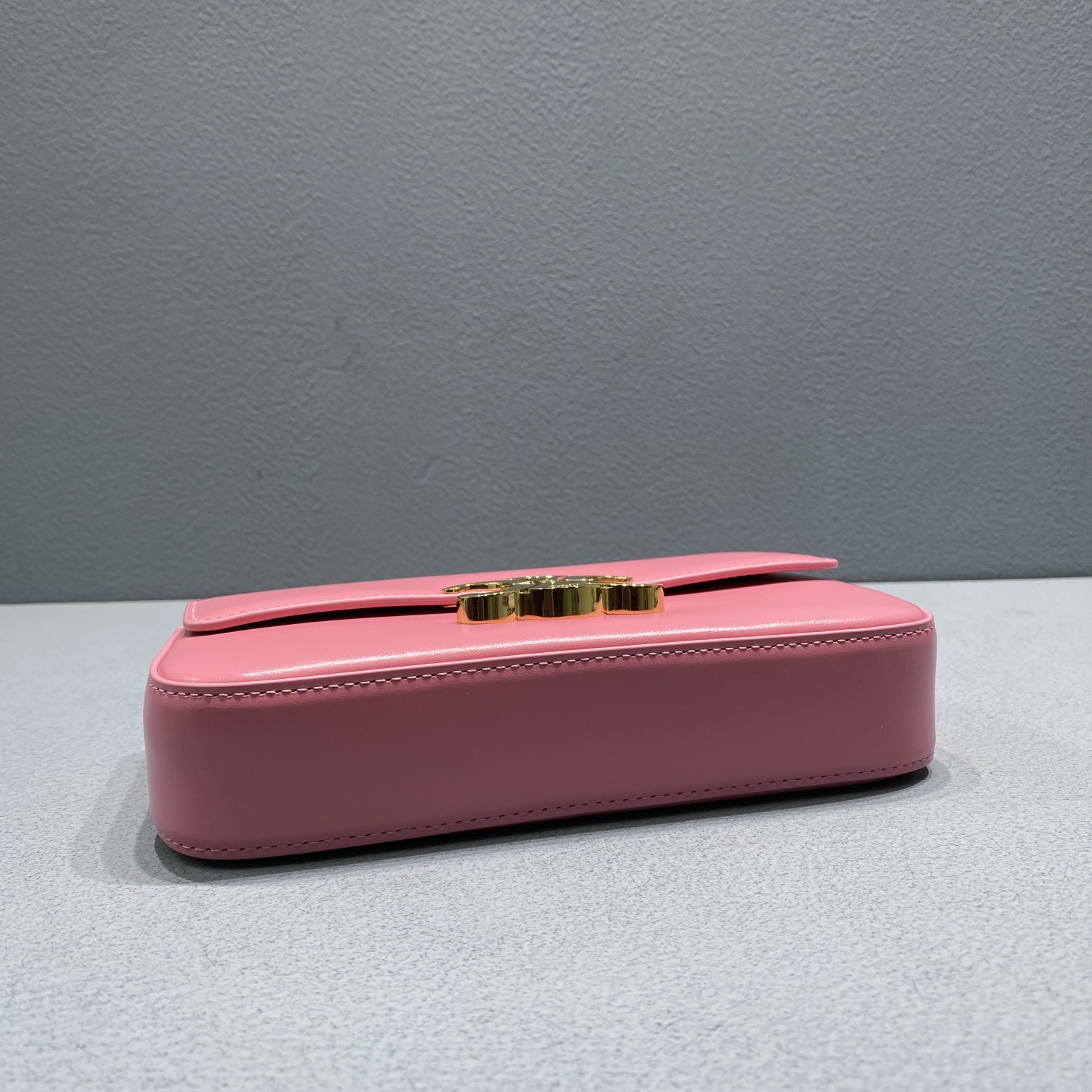 1:1 Replica Celine Chain Shoulder Bag Triomphe Pink For Women 8in/20.5cm - Image 2