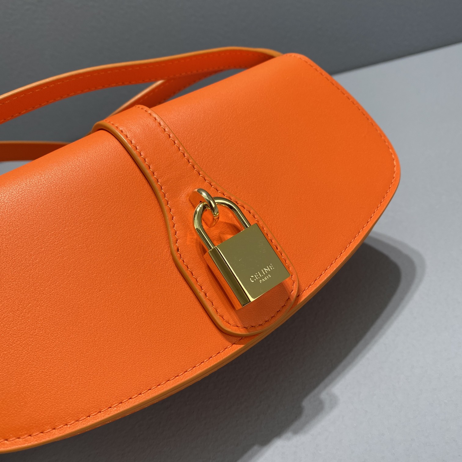 1:1 Replica Celine Clutch On Strap Orange For Women 7in/18cm - Image 4