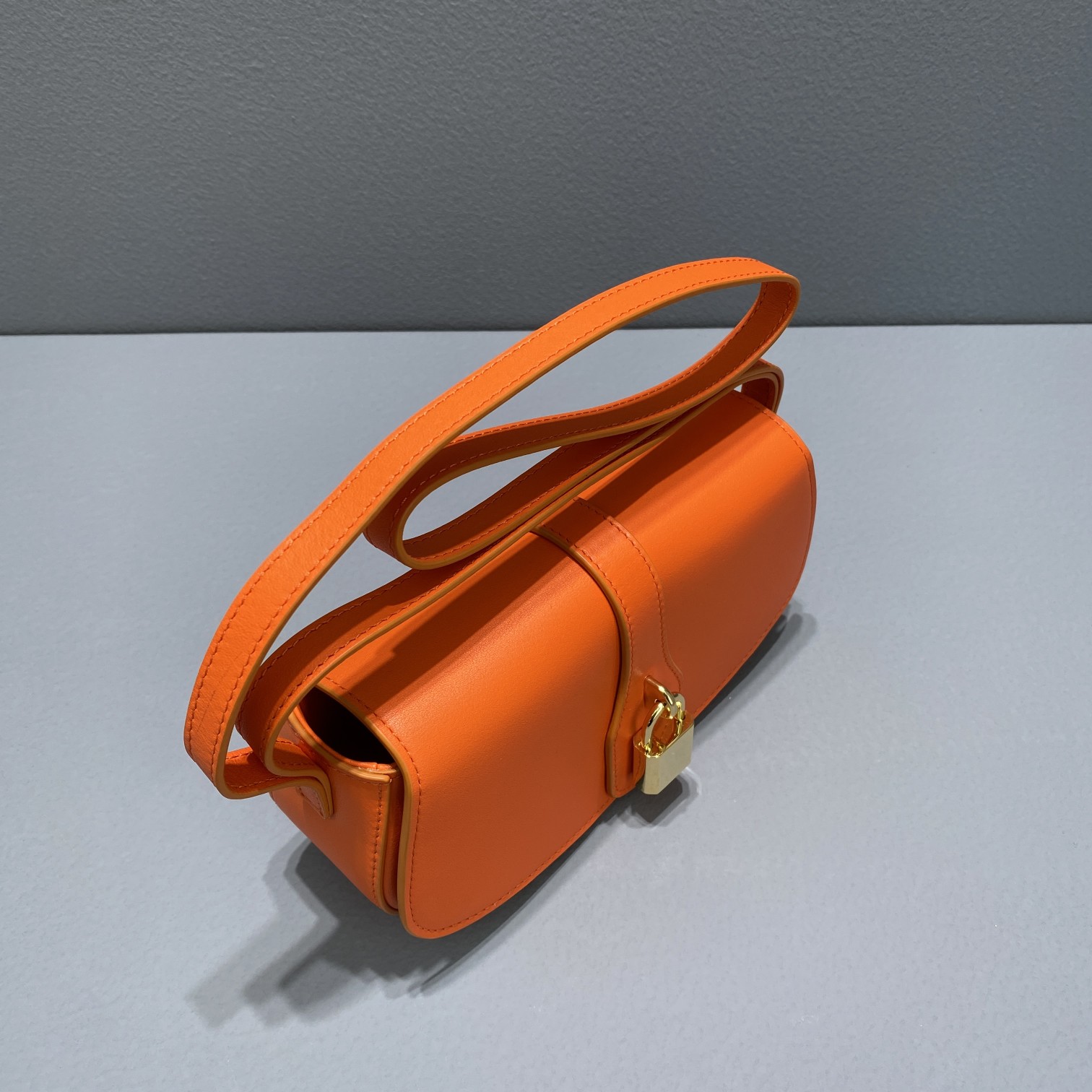 1:1 Replica Celine Clutch On Strap Orange For Women 7in/18cm - Image 5