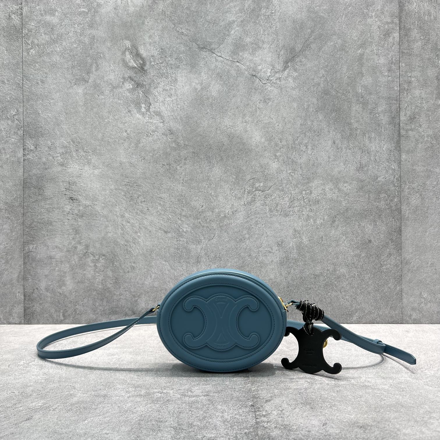 1:1 Replica Celine Crossbody Oval Purse Cuir Triomphe Blue For Women 6in/16cm 10I703DPQ.07DD