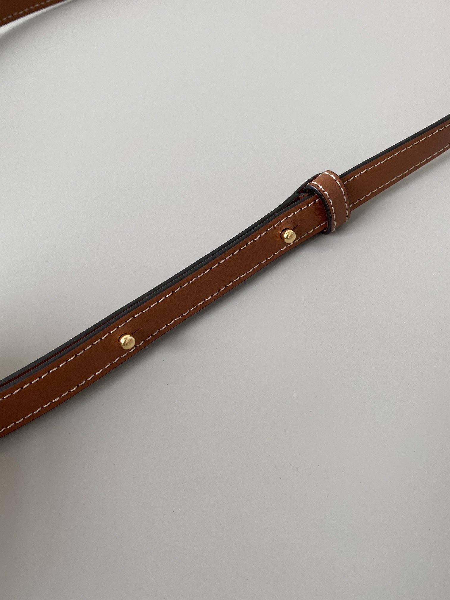 1:1 Replica Celine Crossbody Oval Purse Cuir Triomphe Brown For Women 6in/16cm 10I703DPQ.04LU - Image 2