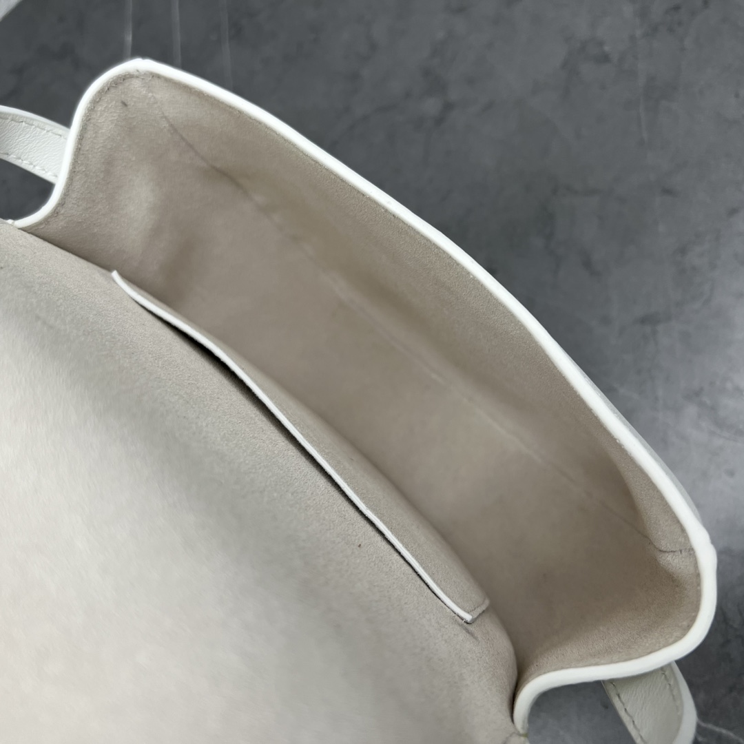 1:1 Replica Celine Folco Cuir Triomphe White For Women 7in/19cm 198263DU3.01BC - Image 4