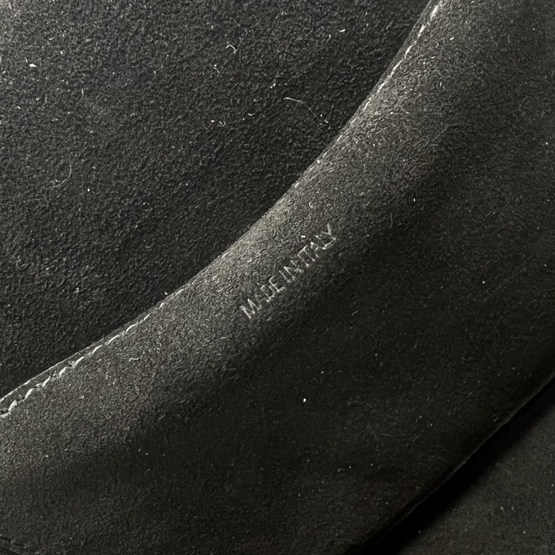 1:1 Replica Celine Folco Cuir Triomphe With Studs Black For Women 7in/19cm - Image 5