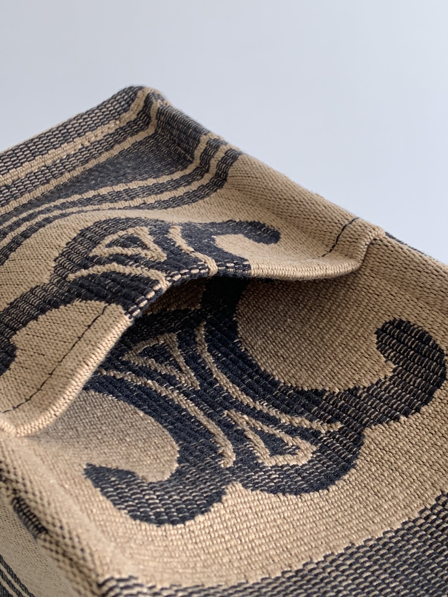 1:1 Replica Celine Large Cabas Thais In Textile With Triomphe Beige/Black For Women 16in/41cm 196762EGH.02BL - Image 5