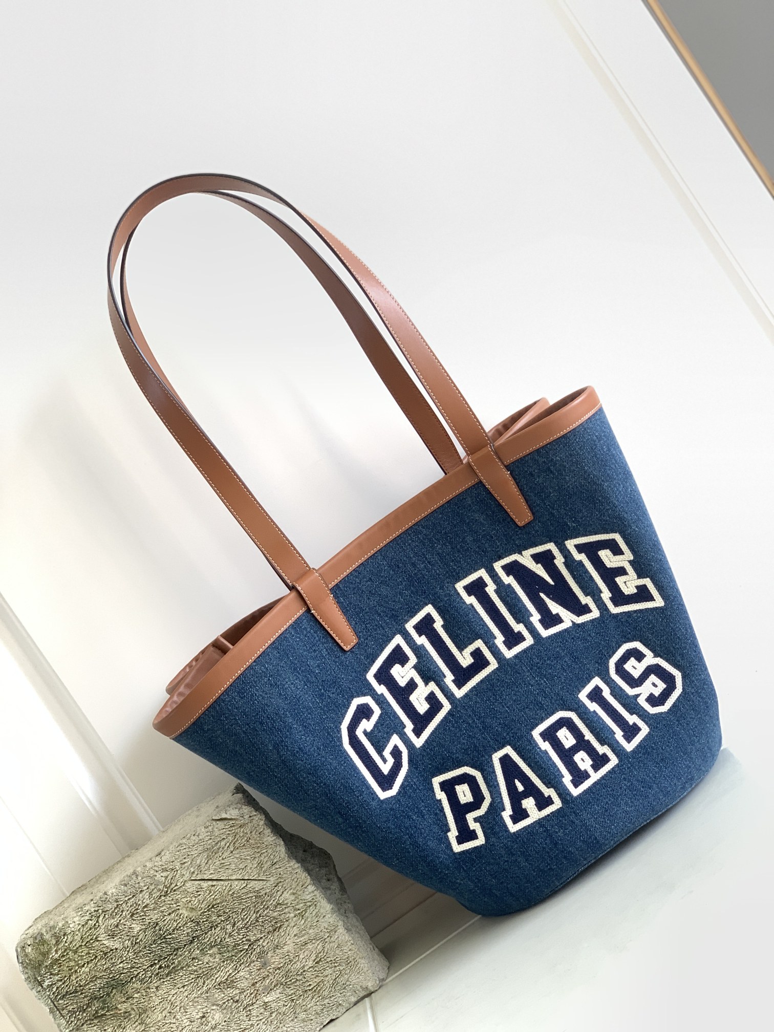 1:1 Replica Celine Large Couffin In Denim With Celine Paris Navy / Tan For Women 26in/67cm 196262EF6.07AT
