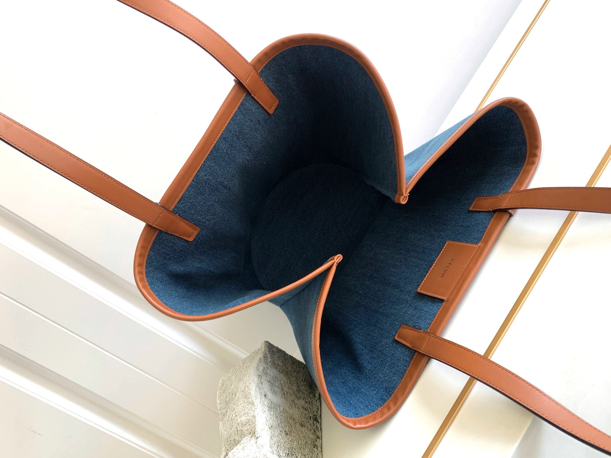 1:1 Replica Celine Large Couffin In Denim With Celine Paris Navy / Tan For Women 26in/67cm 196262EF6.07AT - Image 4