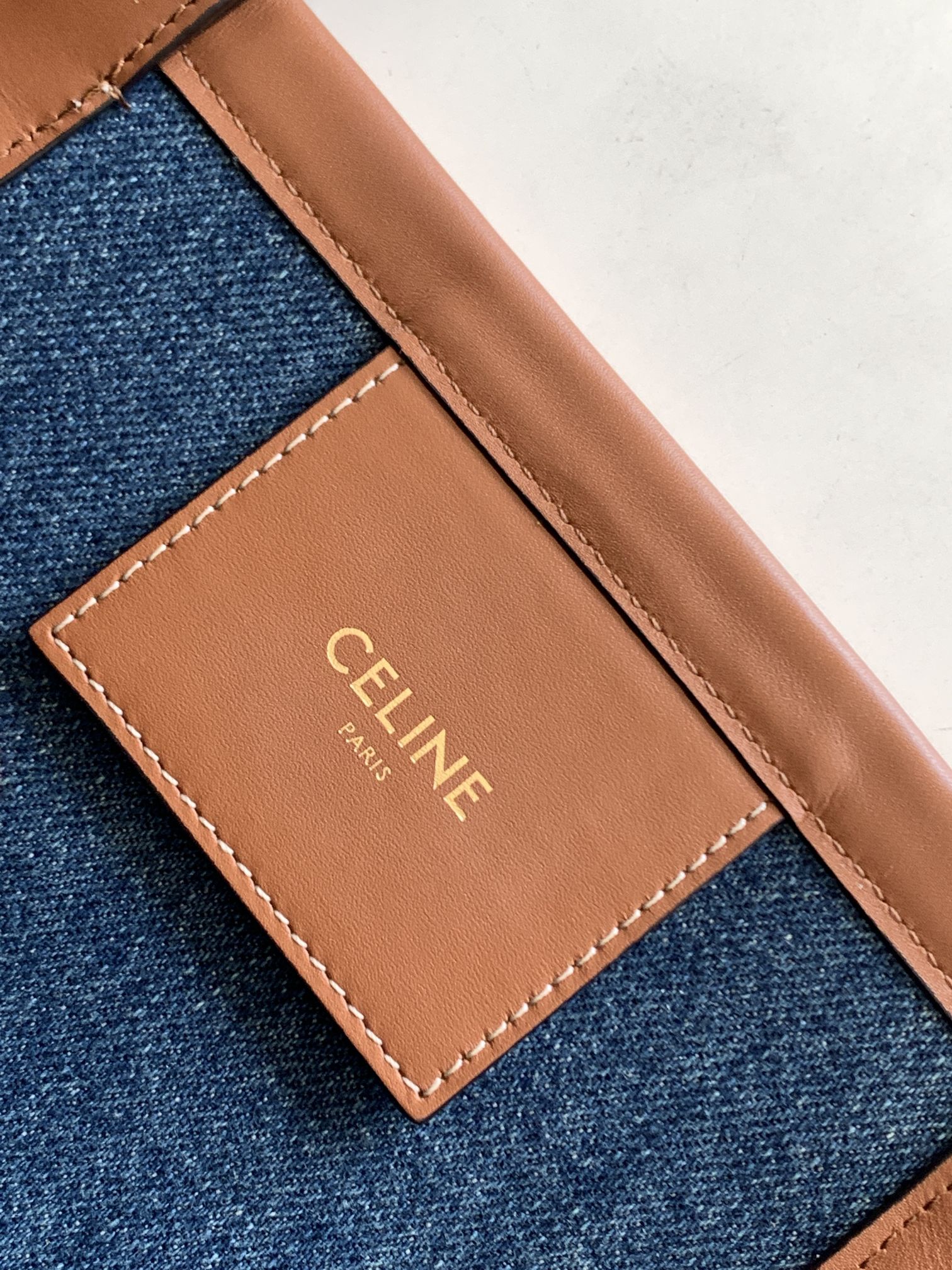 1:1 Replica Celine Large Couffin In Denim With Celine Paris Navy / Tan For Women 26in/67cm 196262EF6.07AT - Image 8