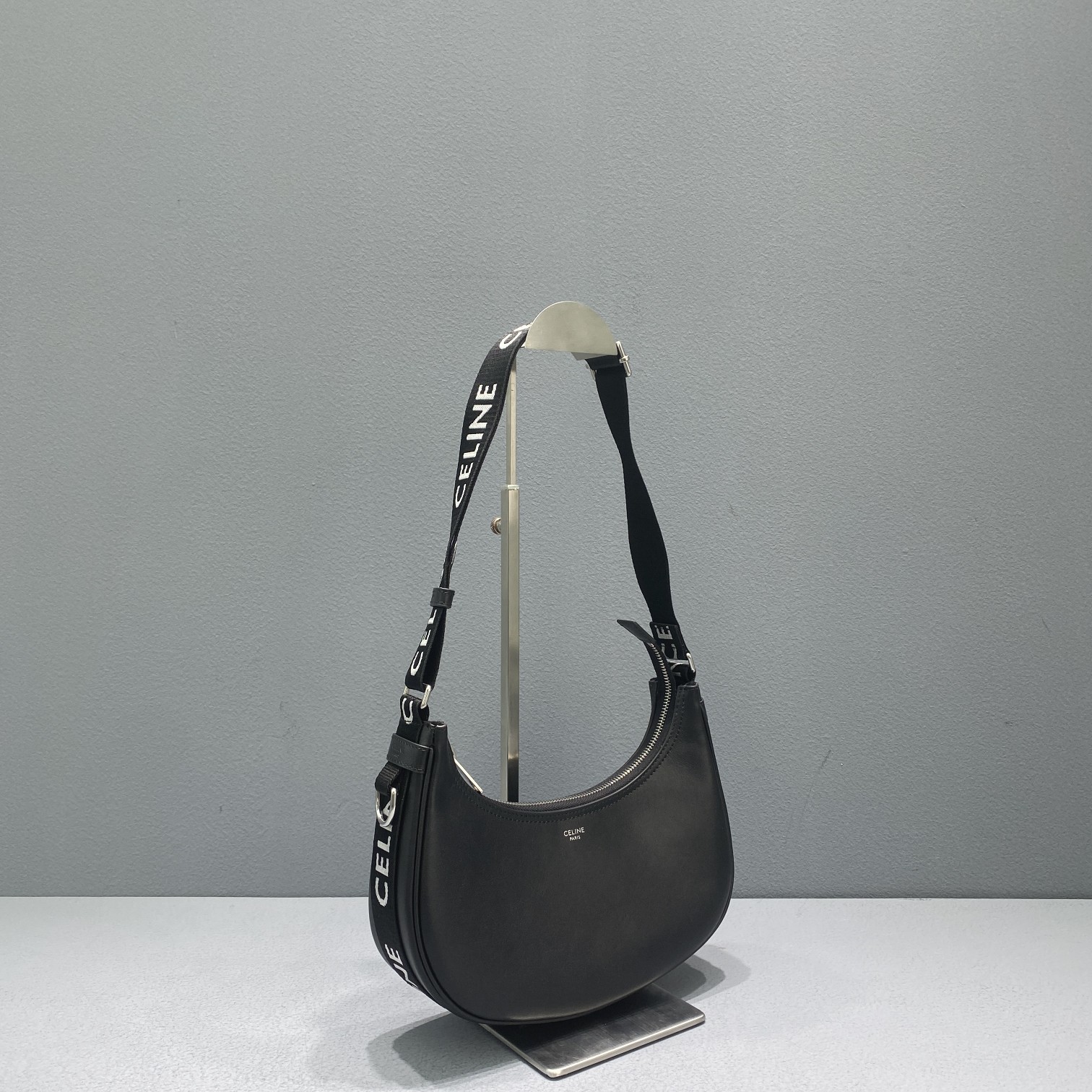 1:1 Replica Celine Medium Ava Bag With Celine Strap Black For Women 9in/23cm - Image 4