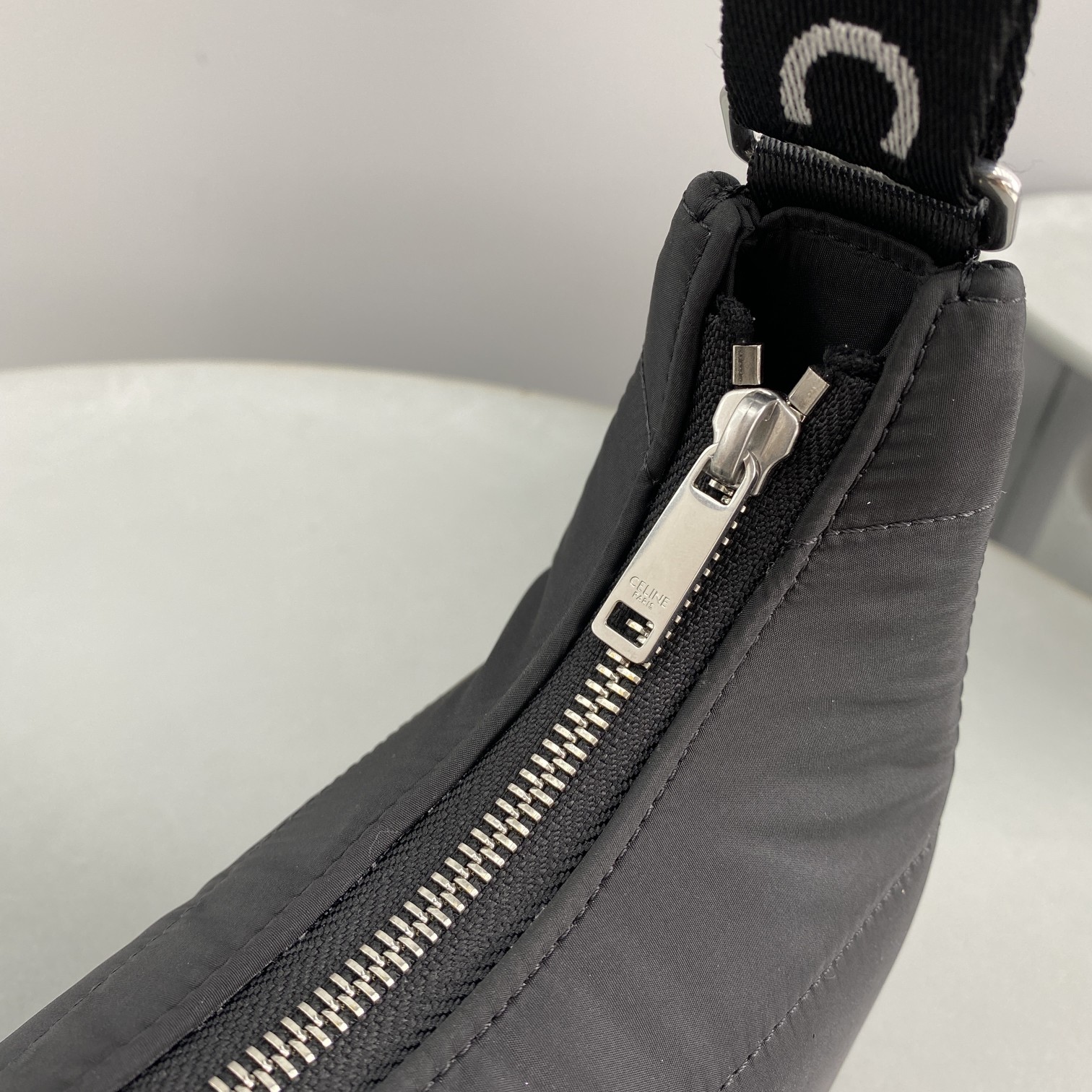 1:1 Replica Celine Medium Ava Bag With Celine Strap In Quilted Nylon Black For Women 9in/23cm 196972DLI.38SI - Image 4