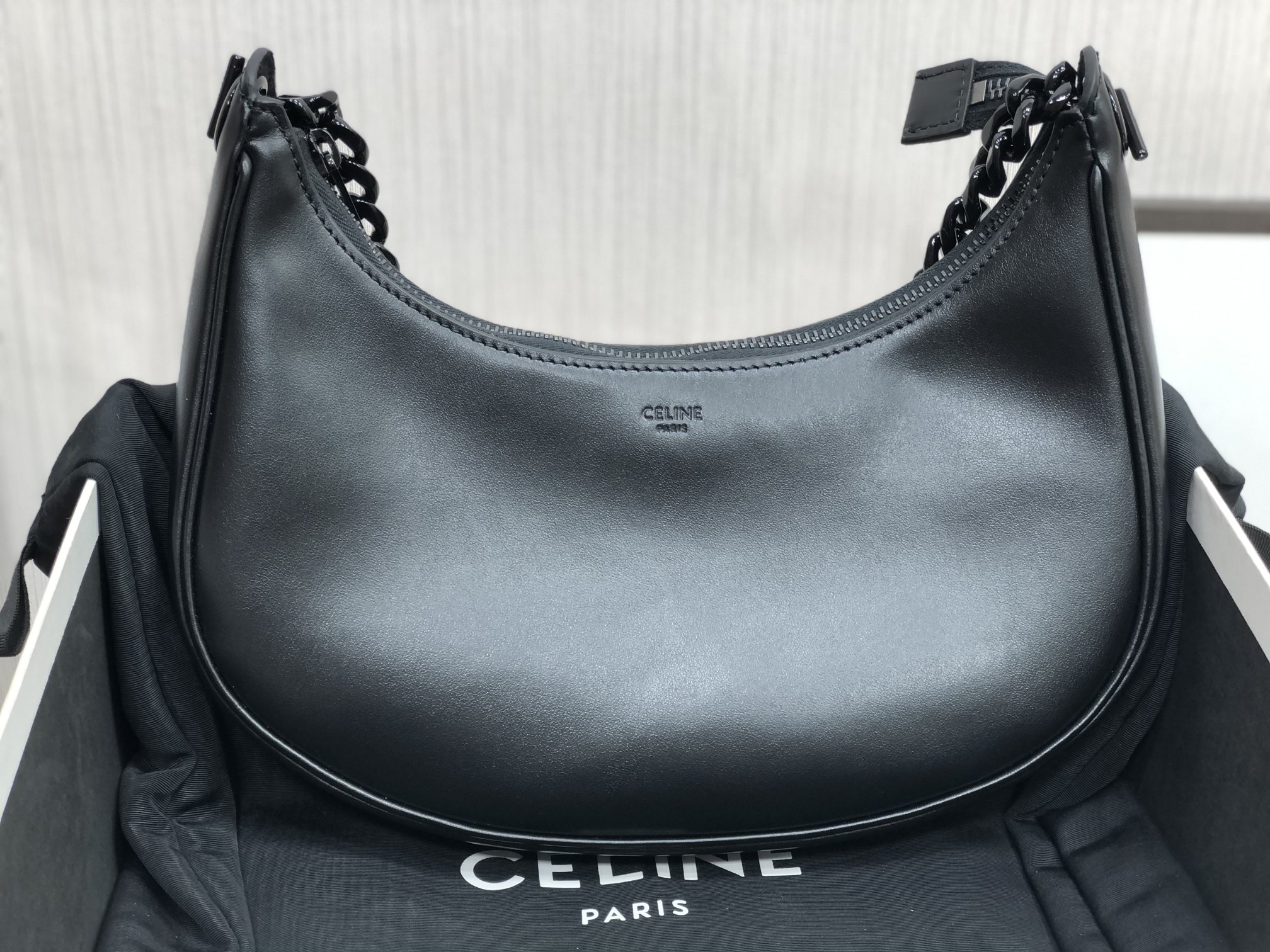 1:1 Replica Celine Medium Ava Chain Black For Women 10in/25cm - Image 2