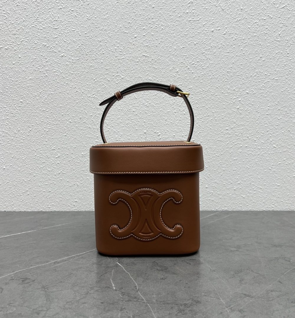 1:1 Replica Celine Medium Box Cuir Triomphe Tan For Women 6in/16cm 199253DU3.04LU
