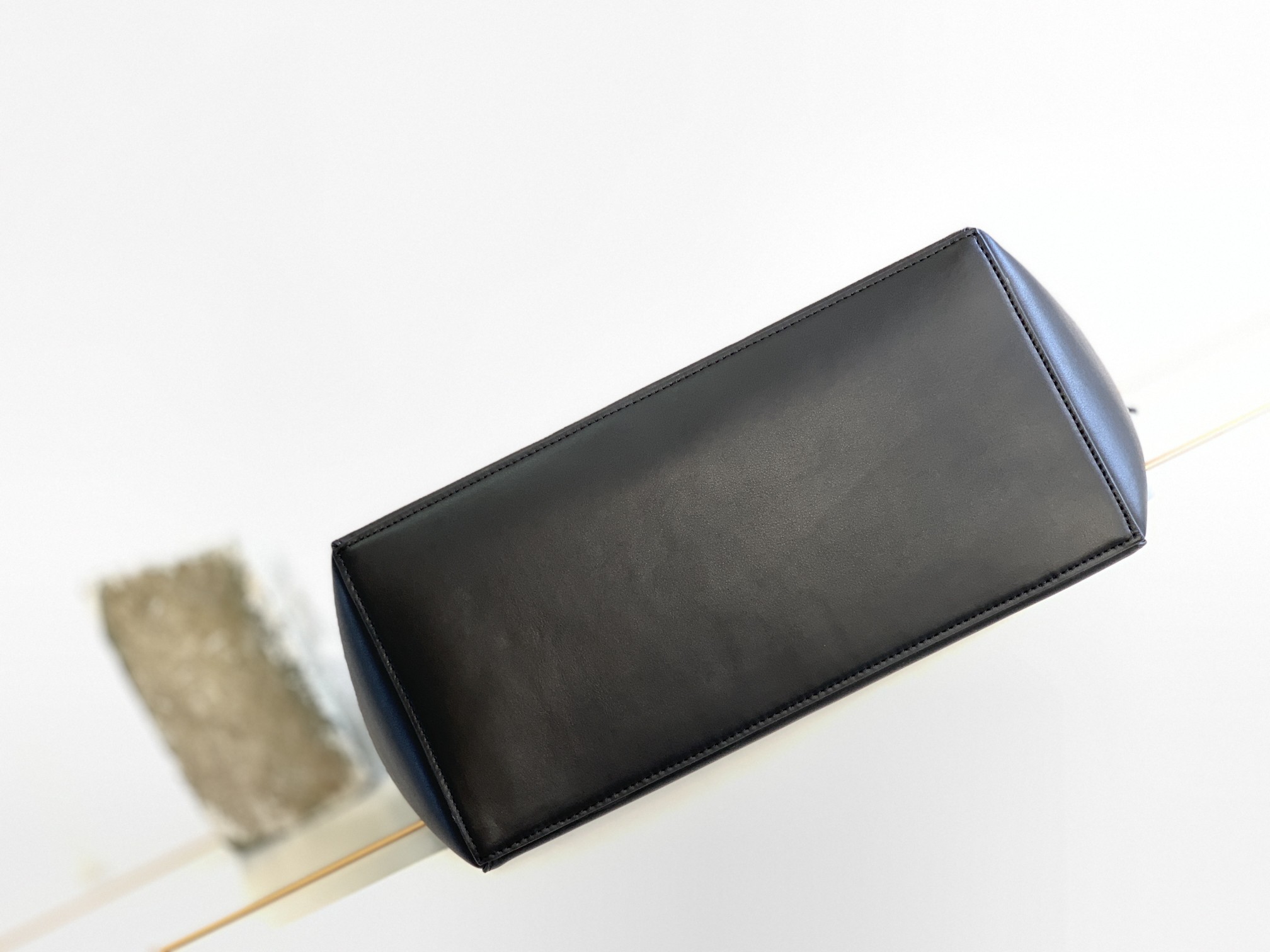 1:1 Replica Celine Medium Cabas Bourgeois Black For Women 18in/45cm - Image 4