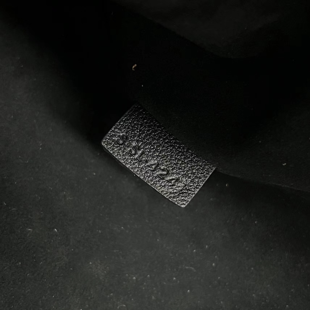 1:1 Replica Celine Medium Leandre Bag In Supple Black For Women 14in/35cm 197263DV7.38NO - Image 5