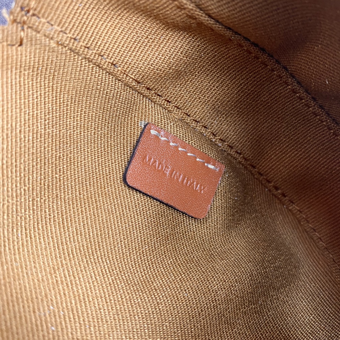 1:1 Replica Celine Mini Triangle In Triomphe Canvas With Celine Print White For Women 8in/21cm - Image 7