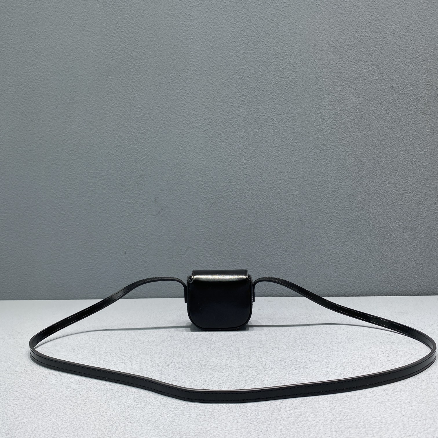 1:1 Replica Celine Mini Triomphe Black For Women 4in/11cm 10I513DPV.38NO - Image 9