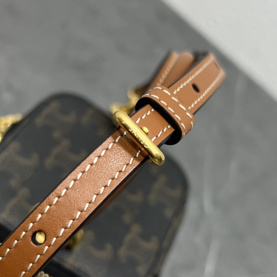 1:1 Replica Celine Mini Vanity Case In Triomphe Canvas Tan For Women 4in/9cm 10J762CZ1.04LU - Image 5