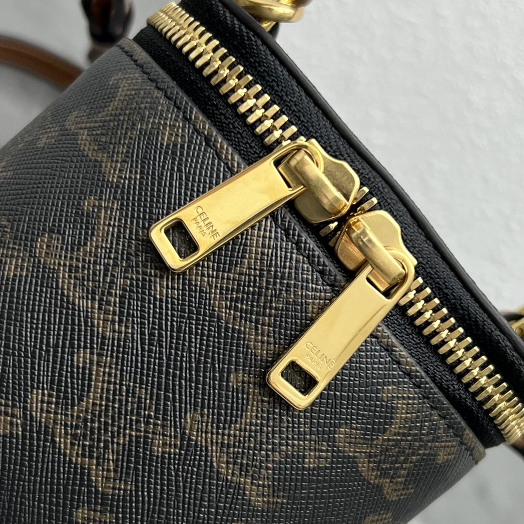 1:1 Replica Celine Mini Vanity Case In Triomphe Canvas Tan For Women 4in/9cm 10J762CZ1.04LU - Image 3