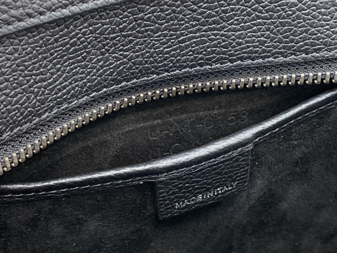 1:1 Replica Celine Nano Luggage Bag In Drummed Black For Women 8in/20cm 189243DRU.38NO - Image 3