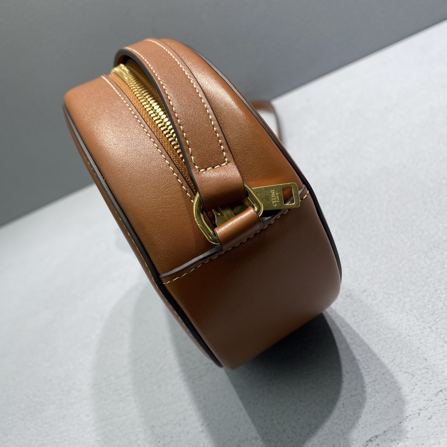 1:1 Replica Celine Oval Bag Cuir Triomphe Brown For Women 8in/20cm 198603DXC.04LU - Image 4